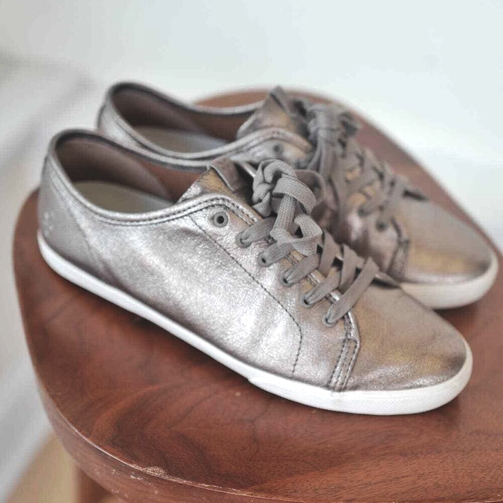 EUC FRYE Kerry Women's Metallic Leather Sneakers Sz 9 - Low Top Casual Comfort